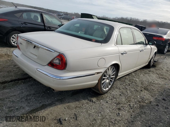 2007 Jaguar XJ with VIN SAJWA71B17SH15873, listed as a Copart auction lot 45739045 with 163,029 mi miles and Salvage Title. Bid and sale history available at carsss.com. Image 3.