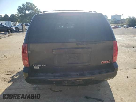 2007 GMC Yukon SLT with VIN 1GKFK13077J140514, listed as a Copart auction lot 72272084 with Not Provided miles and Salvage Title. Bid and sale history available at DreamBid. Image 6.