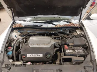 2010 Honda Accord EX-L with VIN 1HGCP3F8XAA000835, listed as a IAAI auction lot 40970094 with 119,444 mi miles and . Bid and sale history available at DreamBid. Image 10.