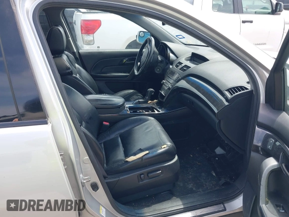 2009 Acura MDX with VIN 2HNYD28209H516743, listed as a IAAI auction lot 42048208 with 179,680 mi miles. Bid and sale history available at carsss.com. Image 5.