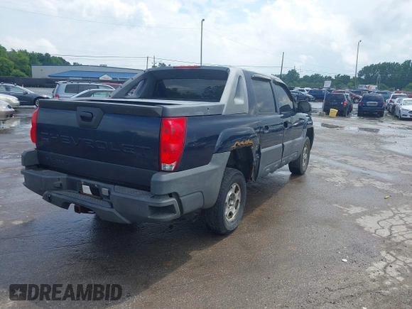 2005 Chevrolet Avalanche LS with VIN 3GNEC12Z55G272567, listed as a IAAI auction lot 42602466 with 183,216 mi miles and . Bid and sale history available at DreamBid. Image 4.