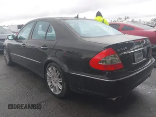 2008 Mercedes-Benz E-Class Sport 5.5L with VIN WDBUF72X88B201047, listed as a IAAI auction lot 41783805 with 115,646 mi miles. Bid and sale history available at carsss.com. Image 3.