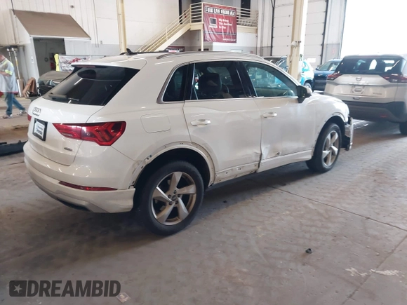 2021 Audi Q3 Premium z VIN WA1AUCF36M1089224, wystawiony jako IAAI lot #41998972 z przebiegiem 73 593 mil mil oraz . Historia ofert i sprzedaży dostępna na DreamBid. Obrazek 4.