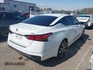2022 Nissan Altima SR with VIN 1N4BL4CV6NN404337, listed as a IAAI auction lot 41856649 with 52,903 mi miles and . Bid and sale history available at DreamBid. Image 4.