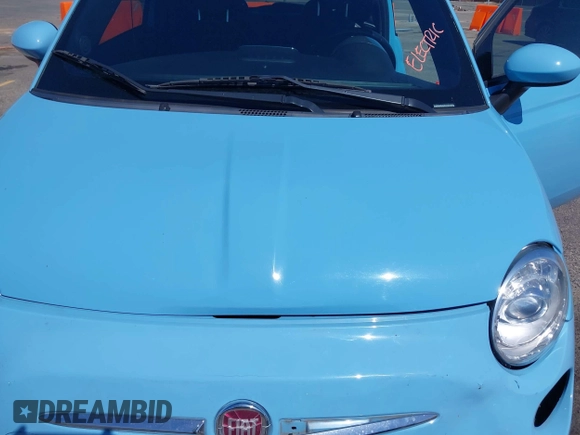 2016 FIAT 500e z VIN 3C3CFFGE3GT248390, wystawiony jako IAAI lot #41755852 z przebiegiem 37 991 mil mil oraz . Historia ofert i sprzedaży dostępna na DreamBid. Obrazek 10.