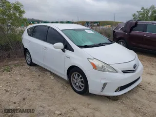 2013 Toyota Prius v Two with VIN JTDZN3EU9D3275182, listed as a IAAI auction lot 41753669 with NaN miles. Bid and sale history available at carsss.com. Image 1.