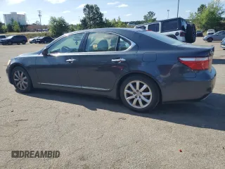 2007 Lexus LS 460 z VIN JTHBL46F275023908, wystawiony jako Copart lot #54931675 z przebiegiem 277 028 mil mil oraz Tytuł czysty. Historia ofert i sprzedaży dostępna na DreamBid. Obrazek 2.