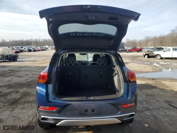 2020 Buick Encore GX Essence with VIN KL4MMGSL9LB118640, listed as a Copart auction lot 86743894 with 21,046 mi miles and Salvage Title. Bid and sale history available at carsss.com. Image 6.