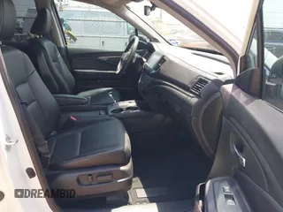2023 Honda Ridgeline RTL z VIN 5FPYK3F51PB028295, wystawiony jako IAAI lot #42031783 z przebiegiem 39 228 mil mil oraz . Historia ofert i sprzedaży dostępna na DreamBid. Obrazek 5.