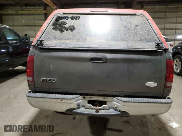 2003 Ford F-150 XL с VIN 2FTRF17223CA11632, выставлен на аукционе Copart как лот 84351334 с пробегом 110 200 миль миль и Списание • Salvage title. История ставок и продаж доступна на DreamBid. Изображение 6.