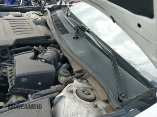 2015 Toyota Camry XSE with VIN 4T1BK1FK2FU568233, listed as a IAAI auction lot 43013353 with 102,685 mi miles and . Bid and sale history available at DreamBid. Image 19.