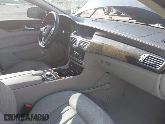 2013 Mercedes-Benz CLS 550 с VIN WDDLJ7DB4DA061243, выставлен на аукционе IAAI как лот 42480213 с пробегом 83 832 миль миль и . История ставок и продаж доступна на DreamBid. Изображение 5.