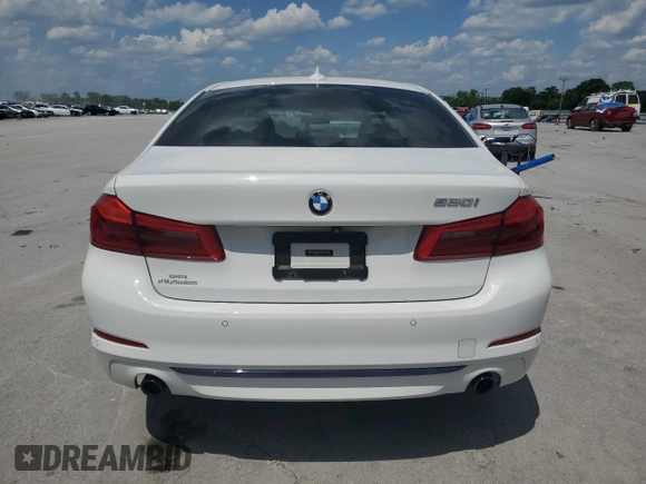 2019 BMW 5 Series 530i z VIN WBAJA5C59KWW41067, wystawiony jako Copart lot #54488765 z przebiegiem 59 578 mil mil oraz Szkoda całkowita • Salvage title. Historia ofert i sprzedaży dostępna na DreamBid. Obrazek 6.