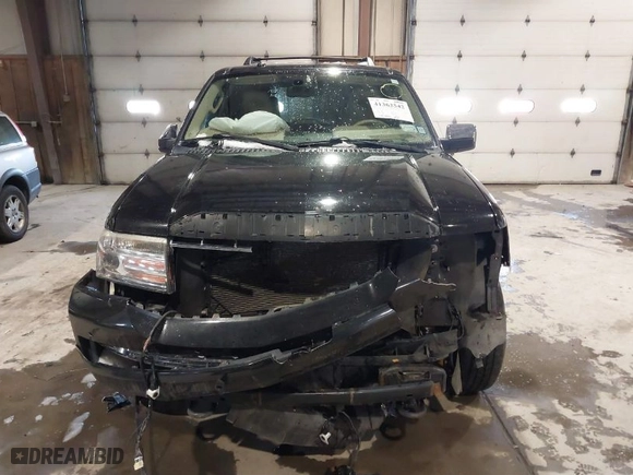 2010 Lincoln Navigator with VIN 5LMJJ2J56AEJ01807, listed as a IAAI auction lot 41362542 with 248,468 mi miles. Bid and sale history available at carsss.com. Image 12.