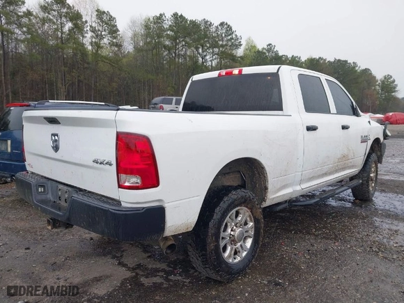 2018 Ram 2500 Tradesman with VIN 3C6UR5CL6JG148264, listed as a IAAI auction lot 41839450 with 107,852 mi miles. Bid and sale history available at carsss.com. Image 4.