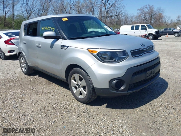 2018 Kia Soul with VIN KNDJN2A20J7581140, listed as a IAAI auction lot 41962548 with 86,497 mi miles. Bid and sale history available at carsss.com. Image 1.