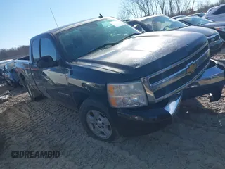 2007 Chevrolet Silverado 1500 1LT with VIN 1GCEK19J27Z504749, listed as a IAAI auction lot 41694517 with 146,344 mi miles and . Bid and sale history available at DreamBid. Image 1.