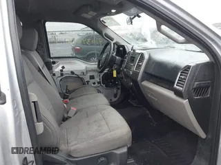 2016 Ford F-150 XLT with VIN 1FTFX1EFXGFA83792, listed as a IAAI auction lot 41034017 with 166,995 mi miles. Bid and sale history available at carsss.com. Image 5.
