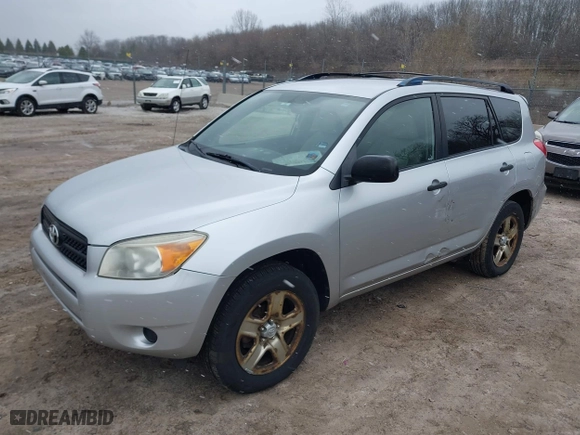 2007 Toyota RAV4 with VIN JTMZD33V675050175, listed as a IAAI auction lot 41987156 with 199,635 mi miles. Bid and sale history available at carsss.com. Image 2.