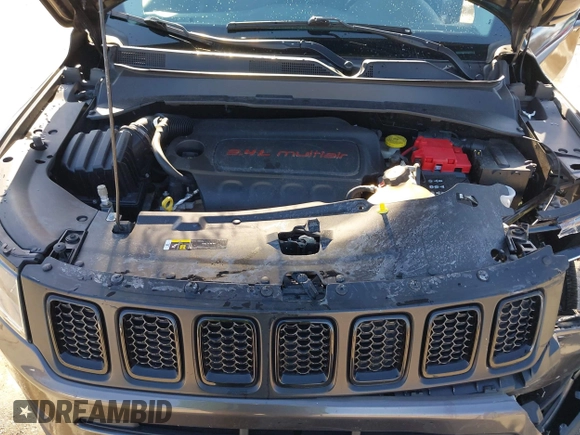 2020 Jeep Compass Latitude с VIN 3C4NJDBB5LT101115, выставлен на аукционе IAAI как лот 41857821 с пробегом 35 550 миль миль и . История ставок и продаж доступна на DreamBid. Изображение 10.