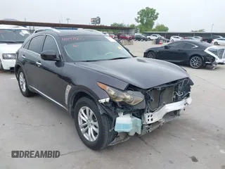 2009 Infiniti FX z VIN JNRAS18U39M103513, wystawiony jako IAAI lot #42297320 z przebiegiem 203 624 mil mil oraz . Historia ofert i sprzedaży dostępna na DreamBid. Obrazek 1.