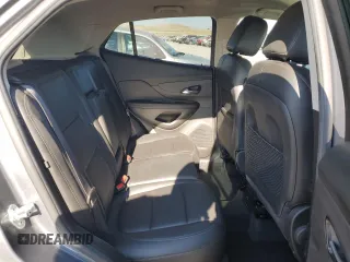 2020 Buick Encore Essence z VIN KL4CJGSB0LB045718, wystawiony jako Copart lot #43017415 z przebiegiem 21 880 mil mil oraz Szkody całkowita. Historia ofert i sprzedaży dostępna na DreamBid. Obrazek 10.