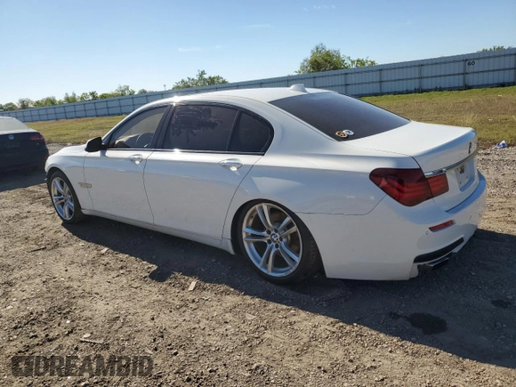 2014 BMW 7 Series 740Li with VIN WBAYE4C57ED138408, listed as a Copart auction lot 80553304 with 154,690 mi miles and Salvage Title. Bid and sale history available at carsss.com. Image 2.