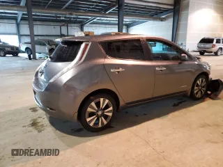 2015 Nissan LEAF SV with VIN 1N4AZ0CP4FC330885, listed as a Copart auction lot 72286732 with 31,960 mi miles. Bid and sale history available at carsss.com. Image 3.