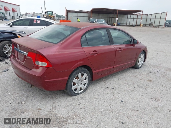 2009 Honda Civic LX z VIN 19XFA165X9E037500, wystawiony jako IAAI lot #42288150 z przebiegiem 158 957 mil mil oraz . Historia ofert i sprzedaży dostępna na DreamBid. Obrazek 4.
