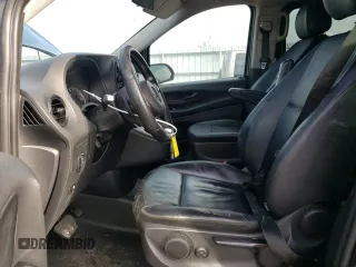2017 Mercedes-Benz Metris Passenger z VIN WD4PG2EE8H3306082, wystawiony jako Copart lot #84463414 z przebiegiem 129 418 mil mil oraz Tytuł czysty. Historia ofert i sprzedaży dostępna na DreamBid. Obrazek 7.