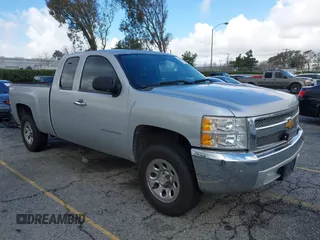 2012 Chevrolet Silverado 1500 LT with VIN 1GCRCSE01CZ234165, listed as a IAAI auction lot 41549568 with 184,834 mi miles. Bid and sale history available at carsss.com. Image 1.