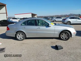 2006 Mercedes-Benz E-Class 3.5L with VIN WDBUF56J86A795135, listed as a IAAI auction lot 41286605 with 162,463 mi miles. Bid and sale history available at carsss.com. Image 13.
