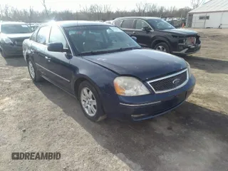 2006 Ford Five Hundred SEL with VIN 1FAHP24196G134492, listed as a IAAI auction lot 41827431 with 194,886 mi miles. Bid and sale history available at carsss.com. Image 1.