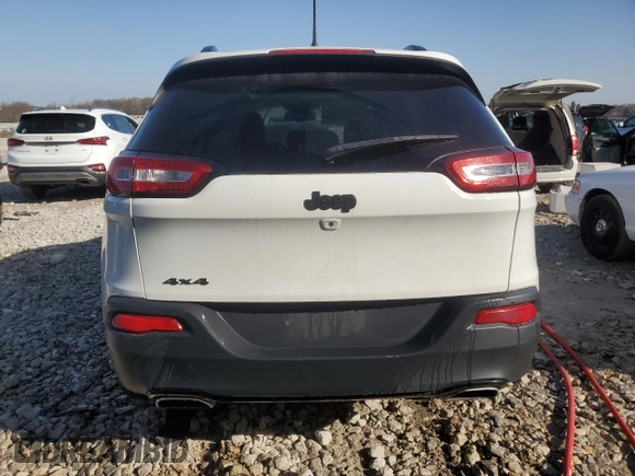 2016 Jeep Cherokee Latitude z VIN 1C4PJMCS7GW218539, wystawiony jako Copart lot #49147135 z przebiegiem 176 852 mil mil oraz Czysty tytuł • Clean title. Historia ofert i sprzedaży dostępna na DreamBid. Obrazek 6.