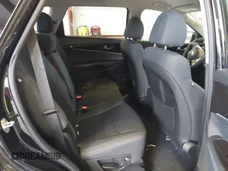 2020 Kia Sorento LX z VIN 5XYPG4A36LG644112, wystawiony jako IAAI lot #42115141 z przebiegiem 101 170 mil mil oraz . Historia ofert i sprzedaży dostępna na DreamBid. Obrazek 8.
