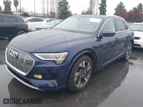 2022 Audi e-tron Premium Plus with VIN WA1LAAGE5NB022695, listed as a IAAI auction lot 41181338 with 14,711 mi miles and . Bid and sale history available at DreamBid. Image 21.