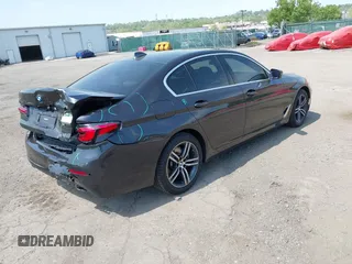 2021 BMW 5 Series 530i xDrive с VIN WBA13BJ04MCF43555, выставлен на аукционе IAAI как лот 42169253 с пробегом 43 501 миль миль и . История ставок и продаж доступна на DreamBid. Изображение 4.