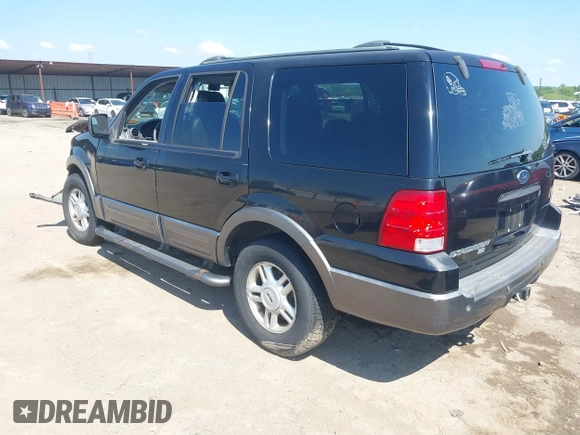 2004 Ford Expedition Special Service with VIN 1FMPU15L84LB52488, listed as a IAAI auction lot 42234558 with 251,440 mi miles and . Bid and sale history available at DreamBid. Image 3.