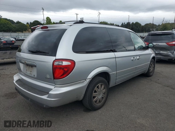 2007 Chrysler Town & Country LWB Touring with VIN 2A4GP54LX7R206402, listed as a Copart auction lot 70883894 with 135,215 mi miles and Salvage Title. Bid and sale history available at carsss.com. Image 3.