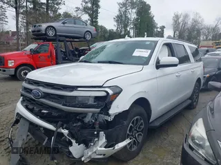 2024 Ford Expedition Max XLT with VIN 1FMJK1J83REA30890, listed as a IAAI auction lot 41866910 with 37,153 mi miles and . Bid and sale history available at DreamBid. Image 17.