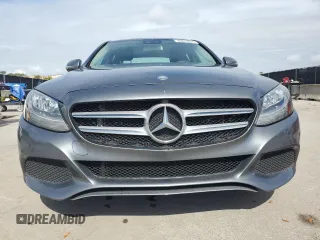 2017 Mercedes-Benz C 300 с VIN 55SWF4JB6HU192116, выставлен на аукционе Copart как лот 63013535 с пробегом 52 461 миль миль и Списание • Salvage title. История ставок и продаж доступна на DreamBid. Изображение 5.