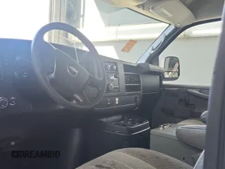 2010 Chevrolet Express Cargo с VIN 1GCZGFBA1A1160380, выставлен на аукционе IAAI как лот 42763033 с пробегом 153 559 миль миль и . История ставок и продаж доступна на DreamBid. Изображение 60.