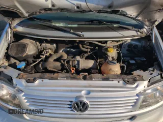 2003 Volkswagen EuroVan MV с VIN WV2NB47083H002700, выставлен на аукционе Copart как лот 76117874 с пробегом 186 942 миль миль и На запчасти • Non repairable. История ставок и продаж доступна на DreamBid. Изображение 12.