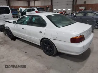 2000 Acura TL with VIN 19UUA5662YA015081, listed as a IAAI auction lot 41639430 with 133,577 mi miles. Bid and sale history available at carsss.com. Image 3.