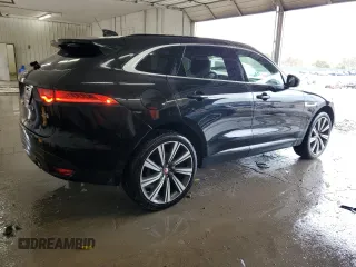 2017 Jaguar F-Pace 35t Prestige with VIN SADCK2BV7HA897310, listed as a Copart auction lot 51216445 with 154,840 mi miles and Non Repairable. Bid and sale history available at DreamBid. Image 3.