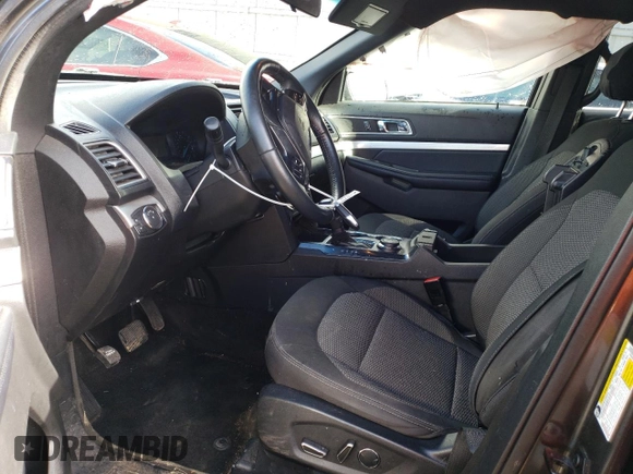 2017 Ford Explorer XLT with VIN 1FM5K8D87HGE12879, listed as a Copart auction lot 46626775 with 121,654 mi miles and Salvage Title. Bid and sale history available at carsss.com. Image 7.