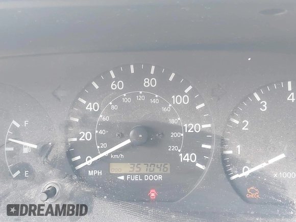 2001 Toyota Camry CE with VIN JT2BG22K010570556, listed as a IAAI auction lot 42458031 with 357,046 mi miles and . Bid and sale history available at DreamBid. Image 7.