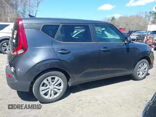 2020 Kia Soul S with VIN KNDJ23AU5L7727308, listed as a IAAI auction lot 42060689 with 62,749 mi miles. Bid and sale history available at carsss.com. Image 13.