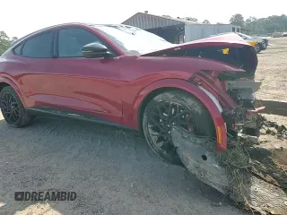 2023 Ford Mustang Mach-E GT z VIN 3FMTK4SX8PMA24803, wystawiony jako Copart lot #57427995 z przebiegiem Nie podano mil oraz Szkoda całkowita • Salvage title. Historia ofert i sprzedaży dostępna na DreamBid. Obrazek 13.