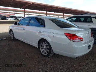 2008 Toyota Avalon XL with VIN 4T1BK36B78U319523, listed as a IAAI auction lot 42078852 with 177,972 mi miles. Bid and sale history available at carsss.com. Image 3.